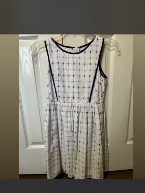 Tommy Hilfiger White Grid-Print Sleeveless Dress with Navy Trim